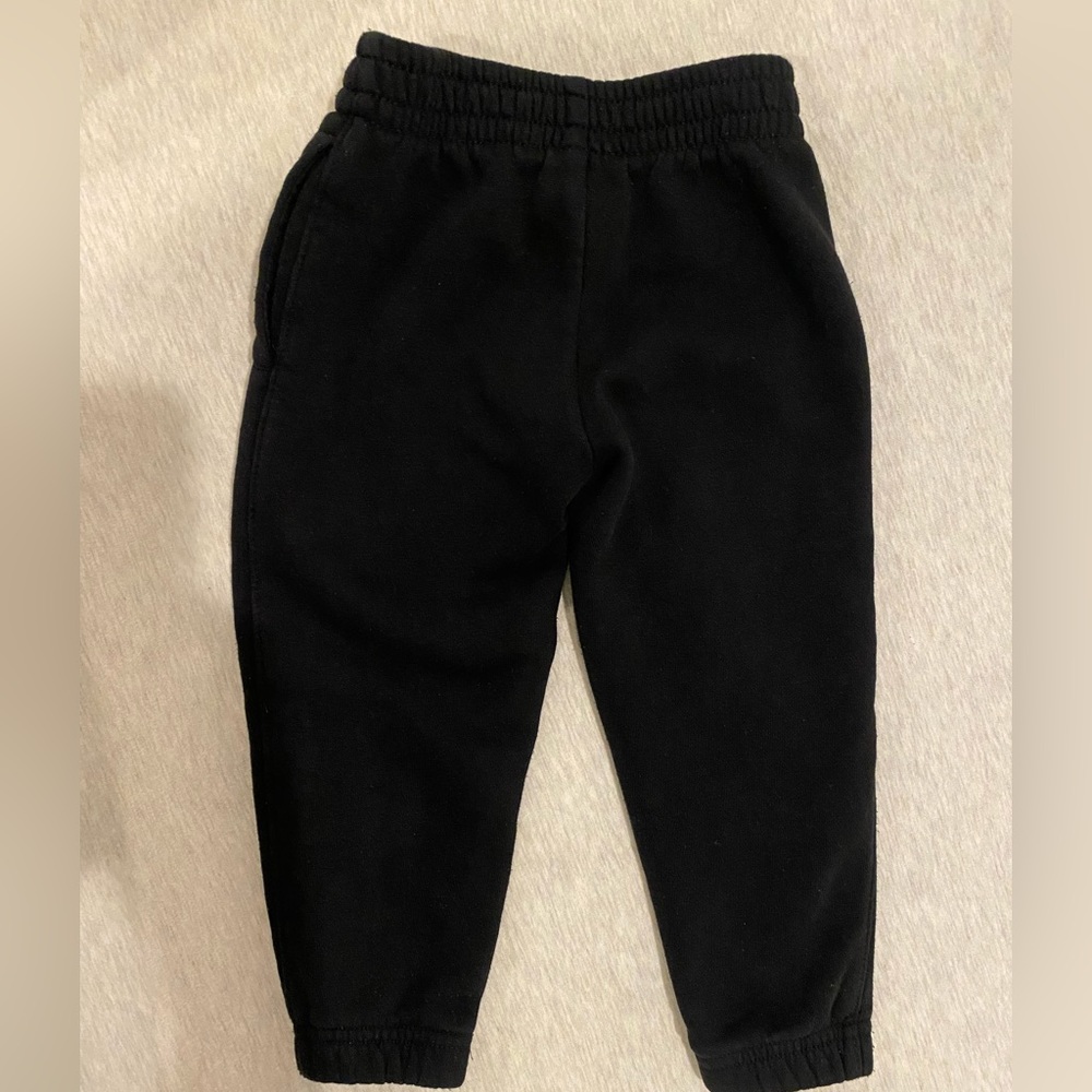 Air Jordan Sweatpants for Toddler - Picture 2 of 4